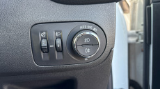 Vauxhall Crossland X 1.2T ecoTec [110] SE Nav 5dr [Start Stop] Petrol Hatchback